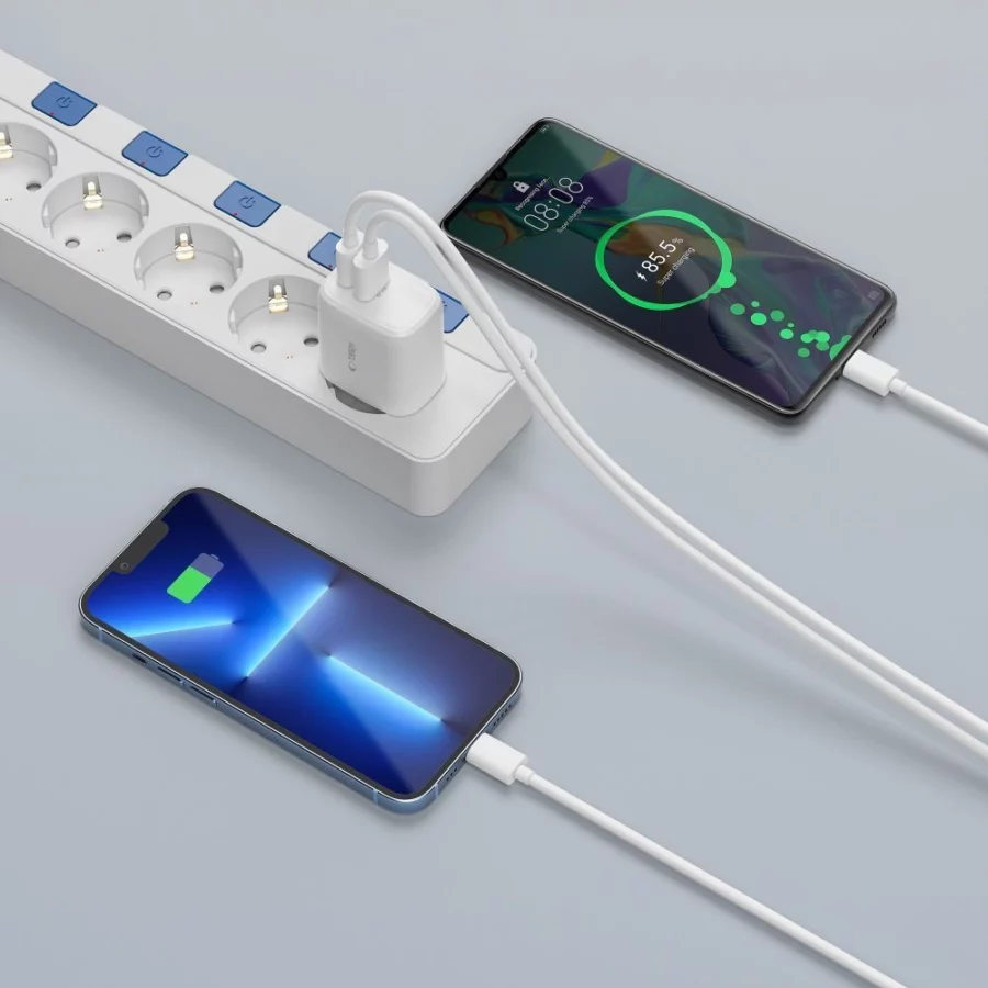 Ładowarka Tech-Protect C20W sieciowa USB-C PD 20W / USB-A QC 3.0 z kablem USB-C / USB-C - biała