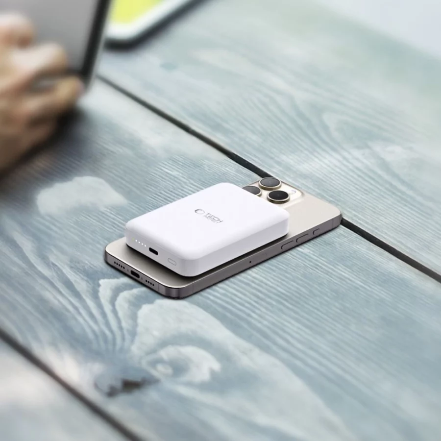 Powerbank Tech-Protect LifeMag PB11 z MagSafe 10000mAh 15W port USB-C - biały + kabel USB-C