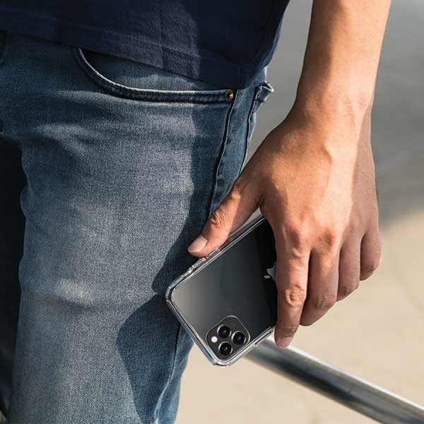 UNIQ etui LifePro Tinsel iPhone 11 ProMax czarny/vapour smoke
