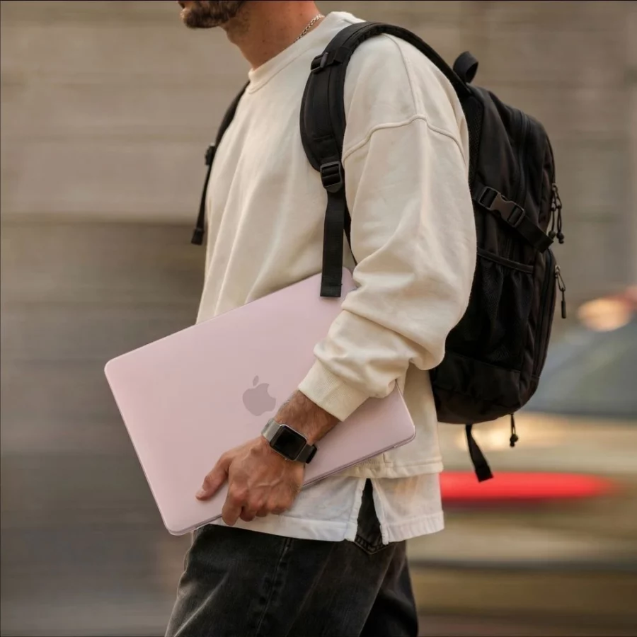 Etui Tech-Protect Softshell na MacBook 13" 2026 - różowe matowe