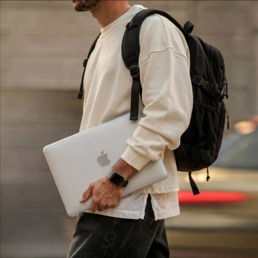 Etui Tech-Protect SmartShell na MacBook Neo 13" 2026 - przezroczyste matowe