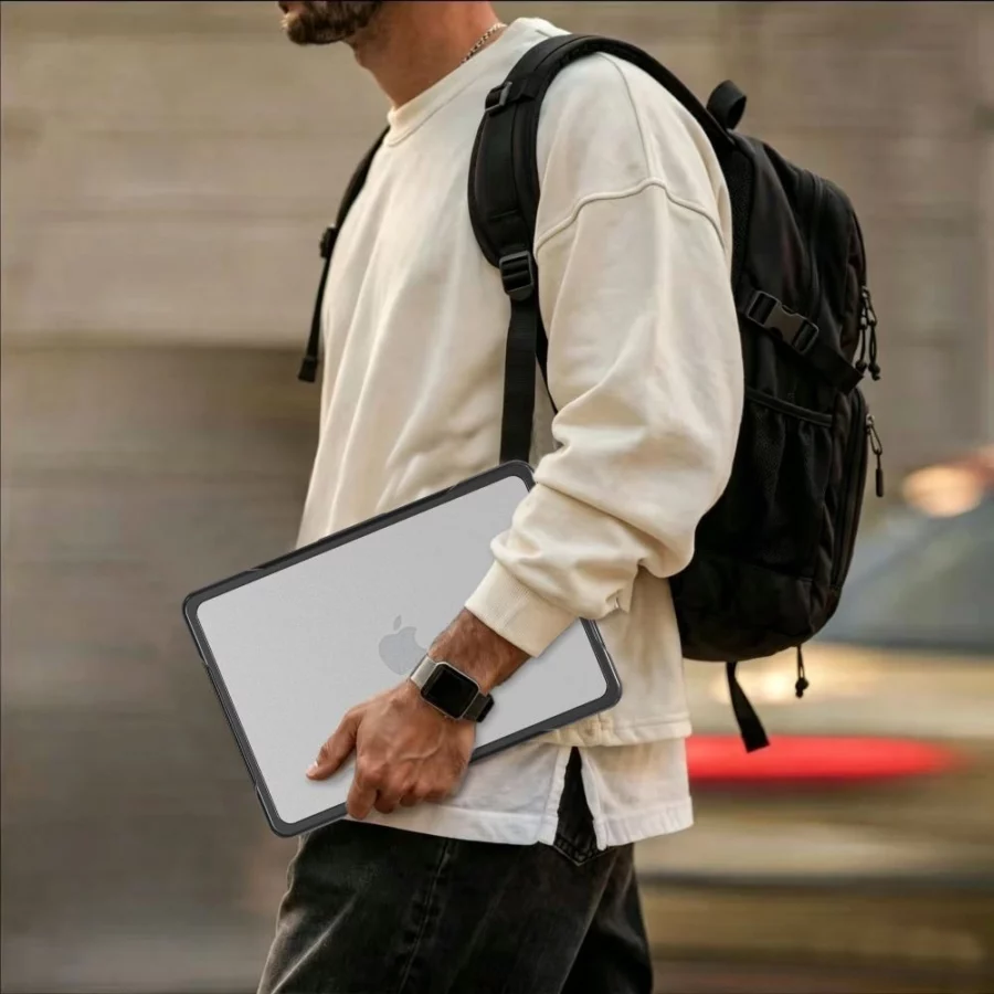 Etui Tech-Protect Velar na MacBook Neo 13" 2026 - przezroczyste