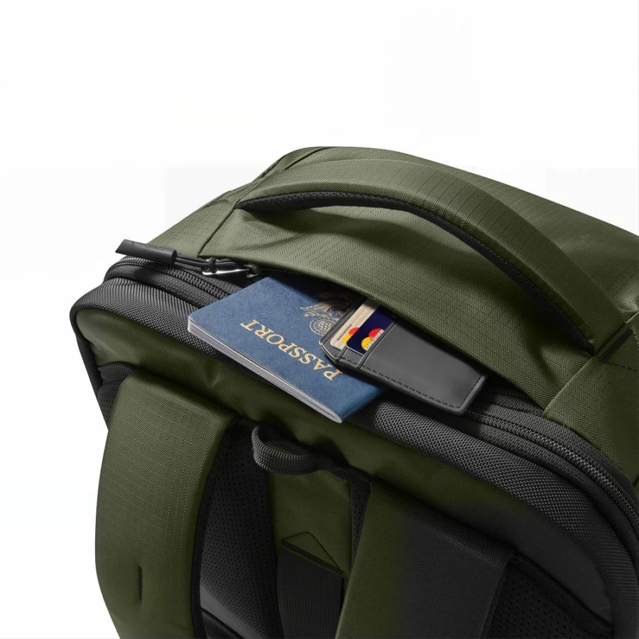 Plecak Tech-Protect Defender S70 RYANAIR & WIZZAIR 24L na laptop - ciemnozielony