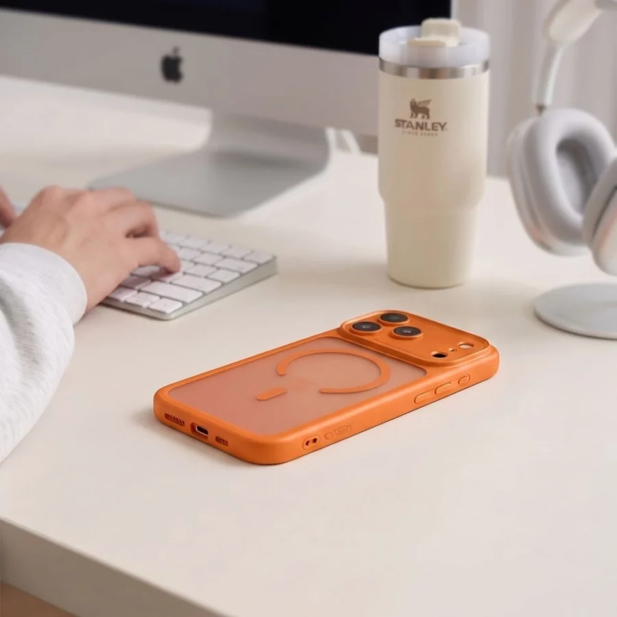 Etui Tech-Protect MagPeak MagSafe CC na iPhone 18 Pro / 17 Pro - pomarańczowe matowe