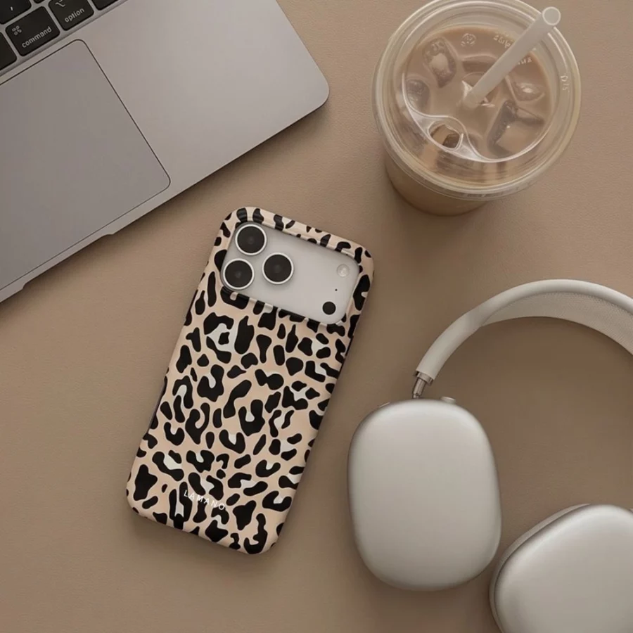 Etui Tech-Protect Lamano MagSafe na iPhone 18 Pro / 17 Pro - beżowo-czarne
