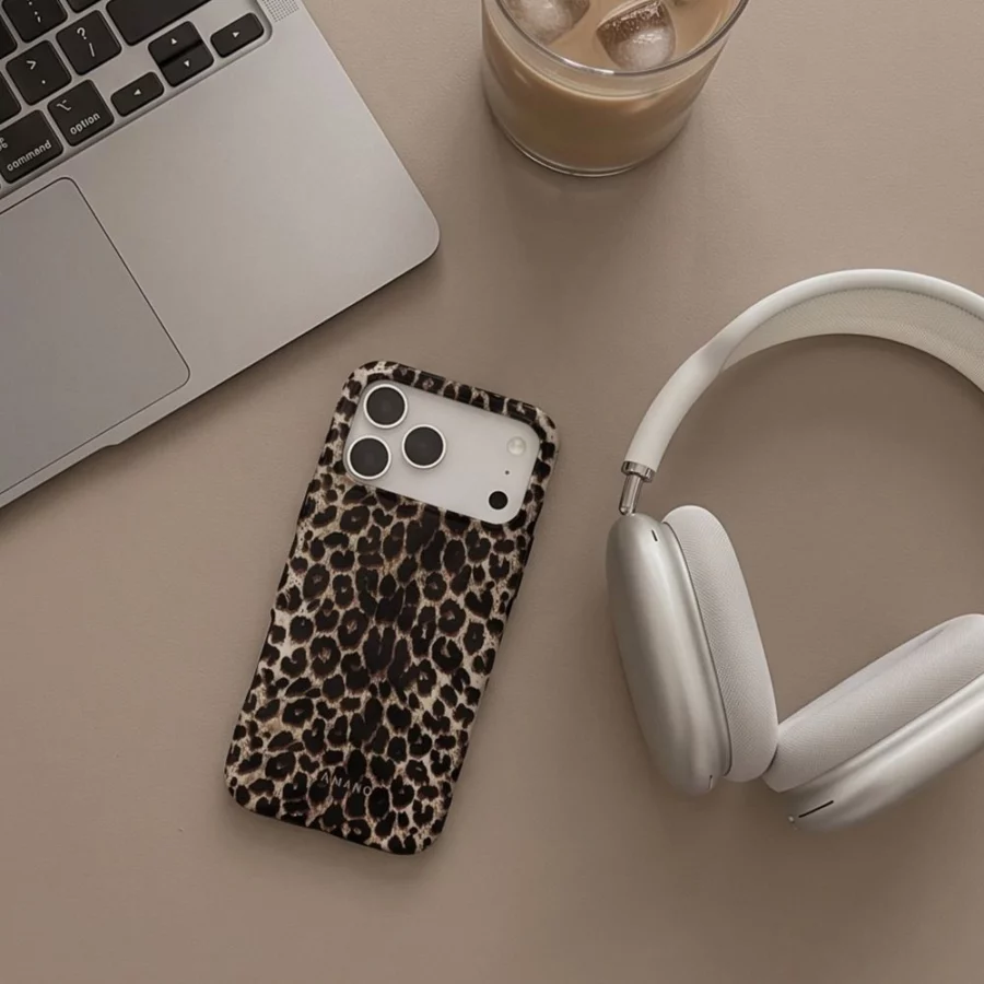 Etui Tech-Protect Lamano MagSafe na iPhone 18 Pro / 17 Pro - czarno-brązowe