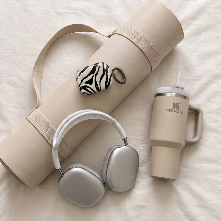 Etui Tech-Protect Lamano na AirPods Pro 3 - czarno-beżowe