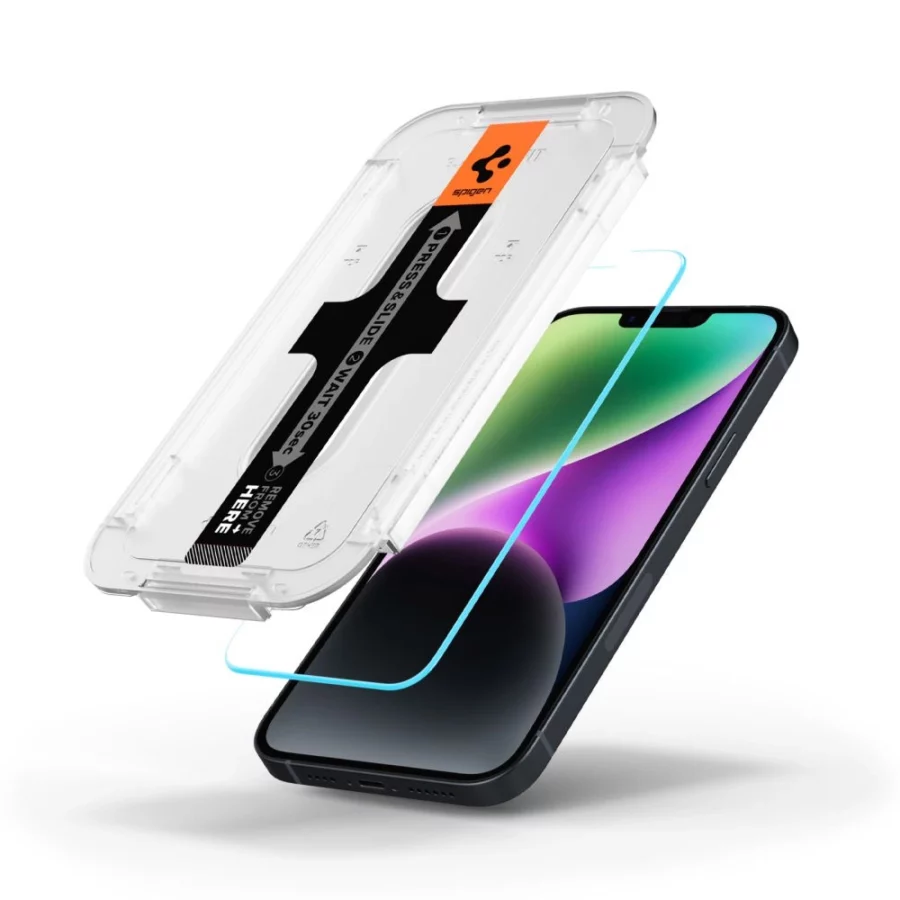 Szkło hartowane Spigen Glas.tR EZ Fit na iPhone 13 / 13 Pro / 14 / 16e / 17e